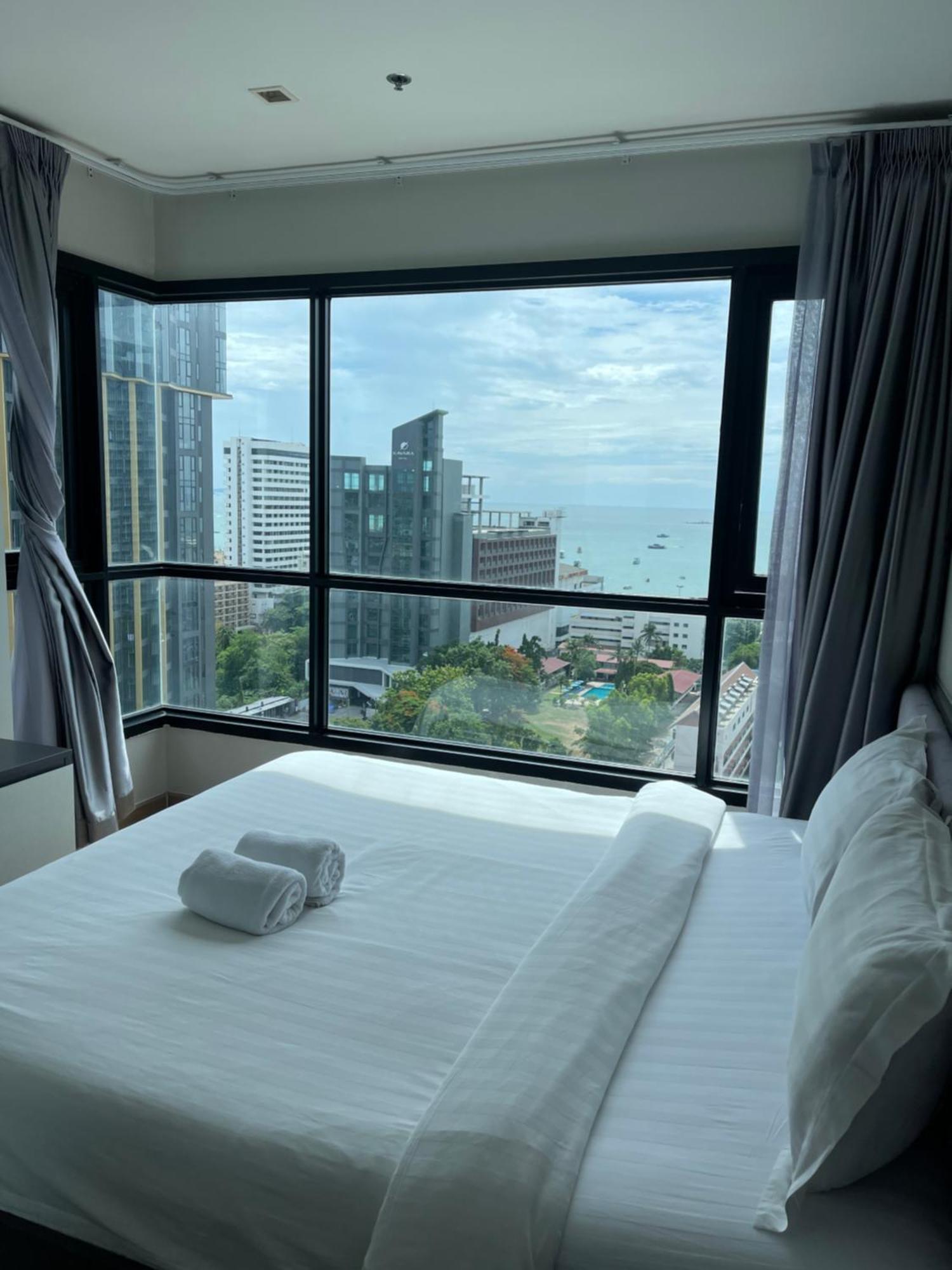 Apartament The Base Pattaya By Feng Zewnętrze zdjęcie